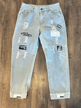 Light Blue Distressed Men's Jeans with Patch Details